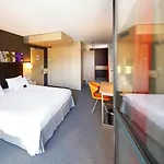 Mercure Centre Hotel