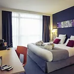 Mercure Centre Hotel 4*