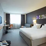 Mercure Centre Hotel 4*