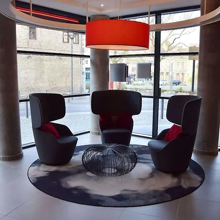 فندق Mercure Centre فالنسيان