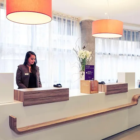 Ξενοδοχείο Mercure Centre 4*