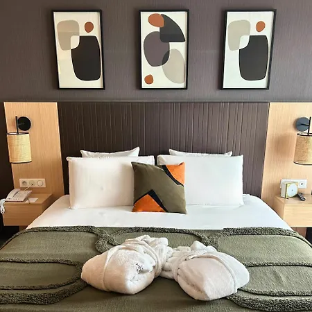 Mercure Centre 4*
