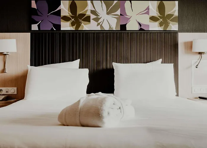 Mercure Centre Hotel 4*