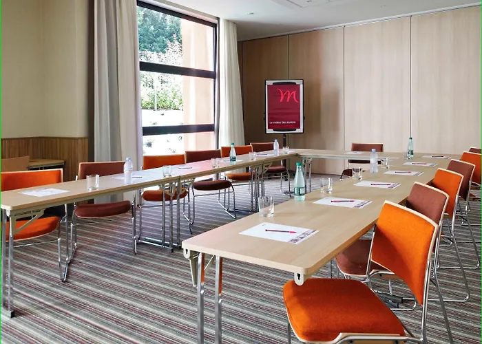 Mercure Centre Hotel 4*